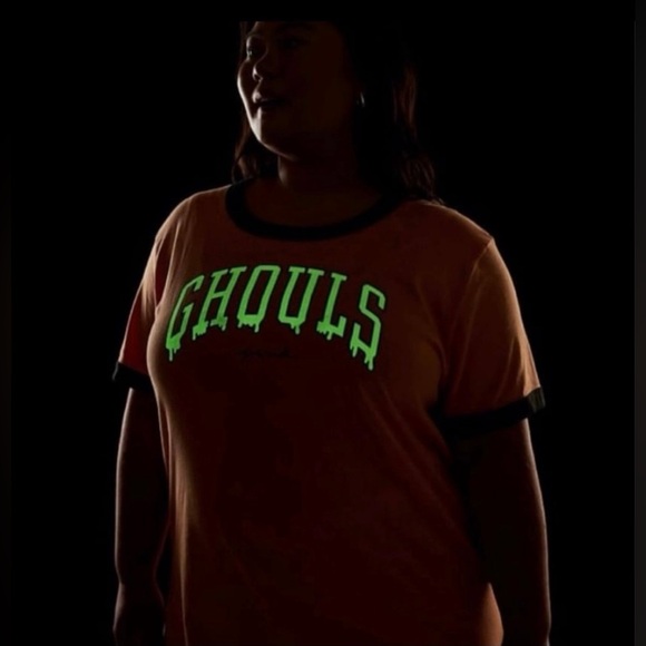 VS PINK SHORT SLEEVE RINGER CAMPUS TEE SHIRT ORANGE GLOW IN THE DARK GHOULS NWOT - Picture 2 of 2